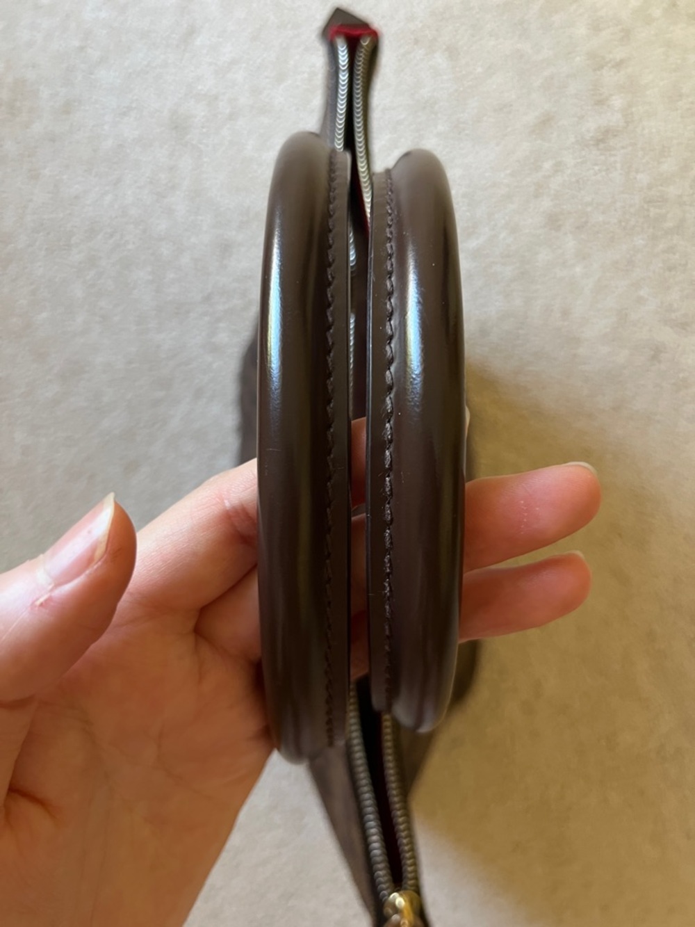 Louis Vuitton Saleya Handbag in Damier Ebene - Picture 8 of 15